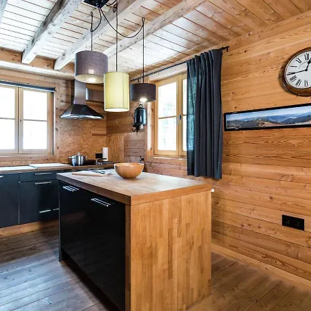 Idyllic Chalet In Near Area Chalet Kaprun